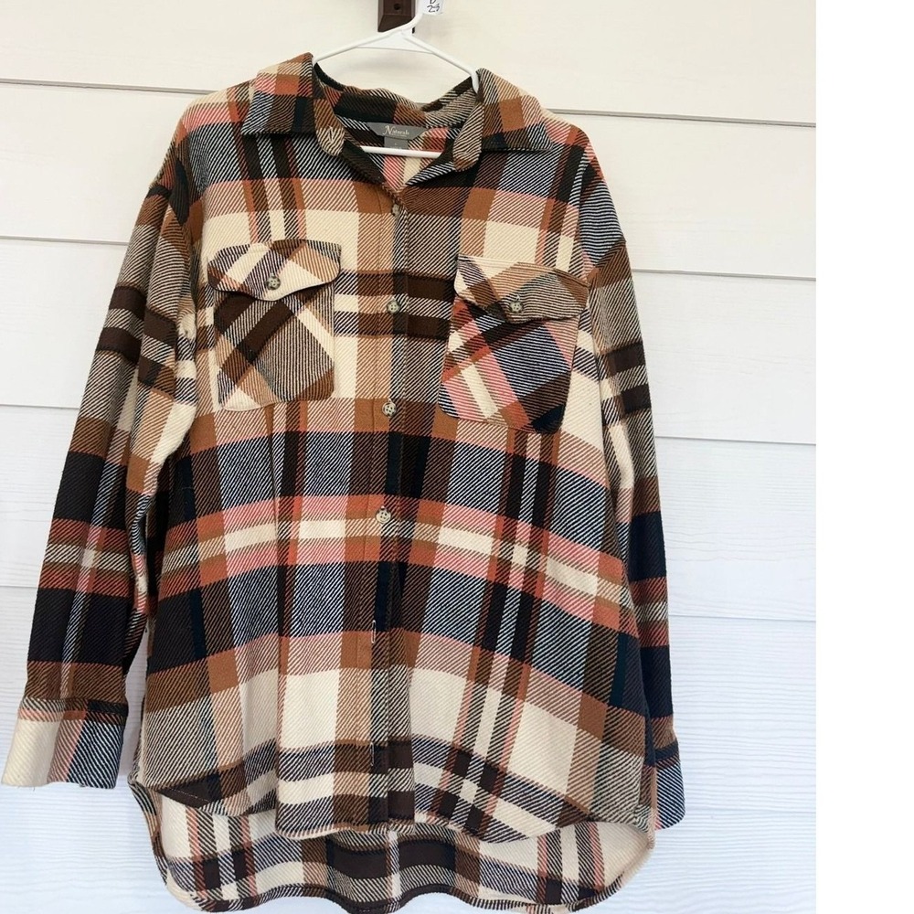 B- 28- Natural Reflections Brown Plaid Flannel Shirt Womens Large 100% Cotton